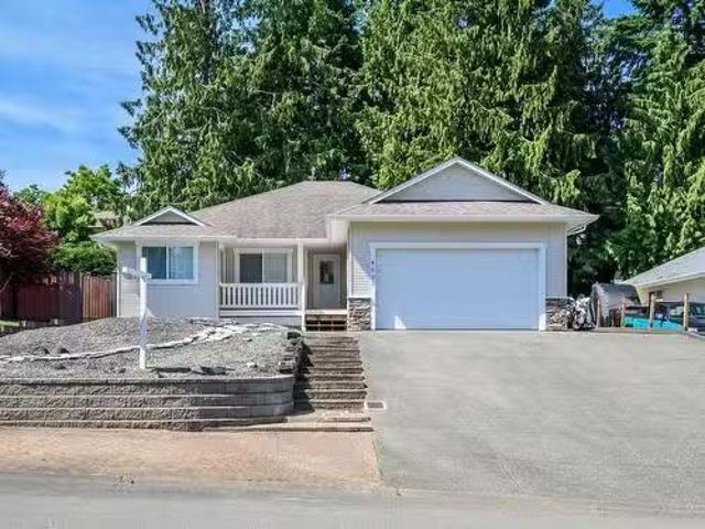 House for sale in Courtenay, British Columbia