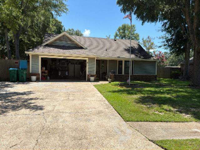 House for sale in Ocean Springs, Mississippi