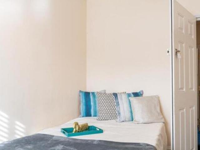 House for rent in Marle Hill, Cheltenham