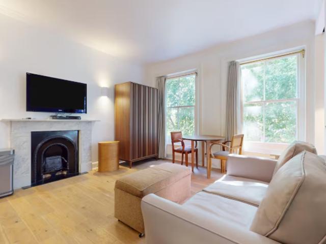 Apartment for rent in South Kensington, Greater London