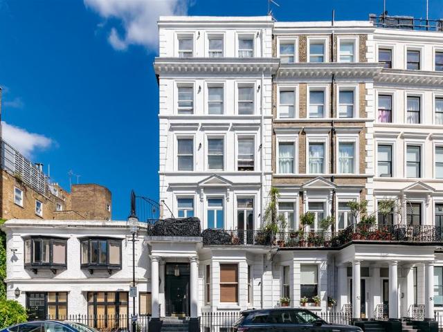 Apartment for rent in South Kensington, Greater London