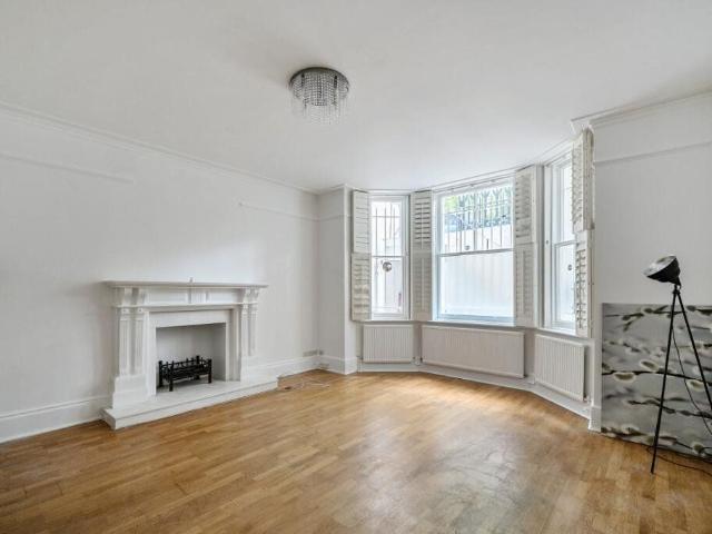 Apartment for rent in South Kensington, Greater London