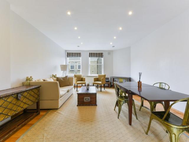 Apartment for rent in South Kensington, Greater London