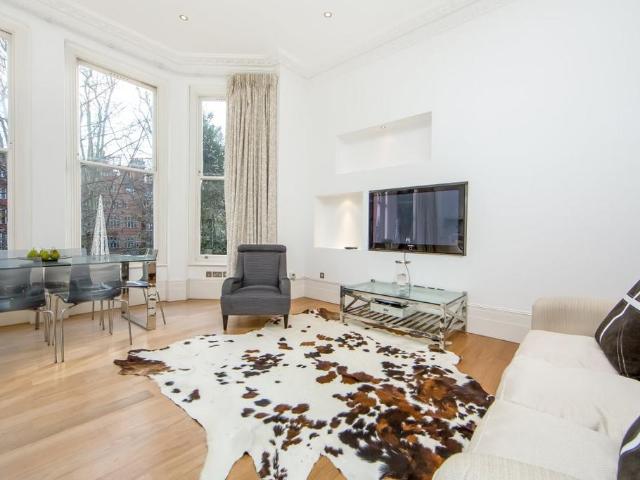 Apartment for rent in South Kensington, Greater London
