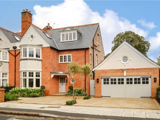 House for rent in London Borough of Merton, Greater London