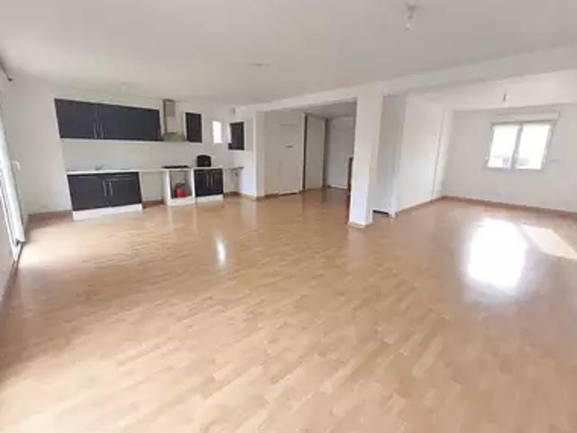 Maison vente à Châlons-en-Champagne, Courtisols