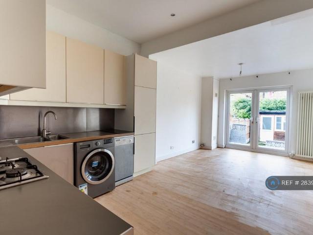 Apartment for rent in Greater London