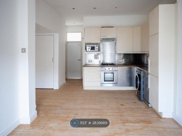 Apartment for rent in Greater London