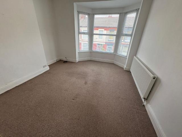 Apartment for rent in Allerton, Calderstones