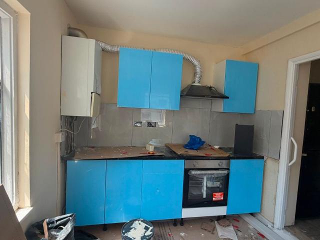 Apartment for rent in Plashet, Greater London