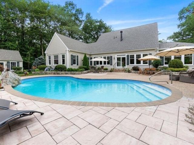 House for sale in Byfield, Massachusetts