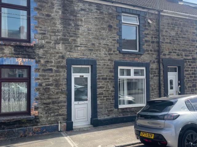 House for rent in Cwmbwrla, Nangreaves
