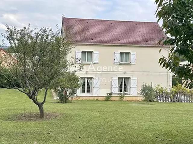 Maison vente à Sens, Courtois-sur-yonne