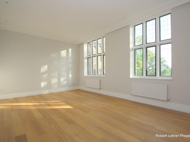 House for rent in Mill Hill, Greater London