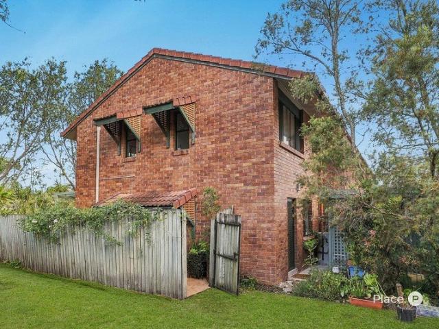 Townhouse for sale in Ferny Grove, City of Brisbane