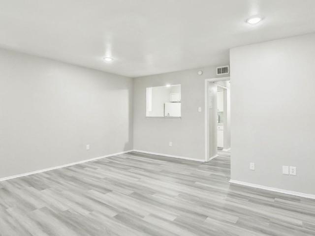 Apartment for rent in Wheelock and Monterey, Lubbock