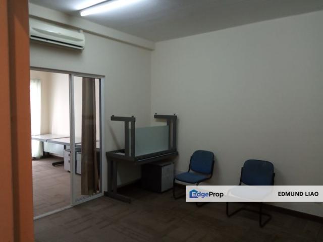 Shop for rent in Petaling, Damansara Damai