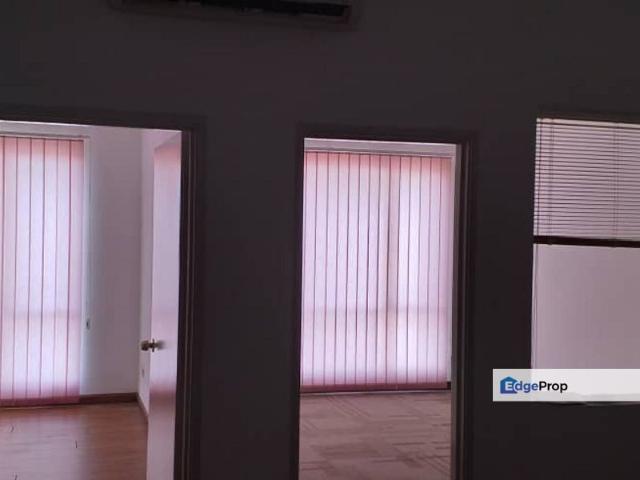 Shop for sale in Petaling, Damansara Damai
