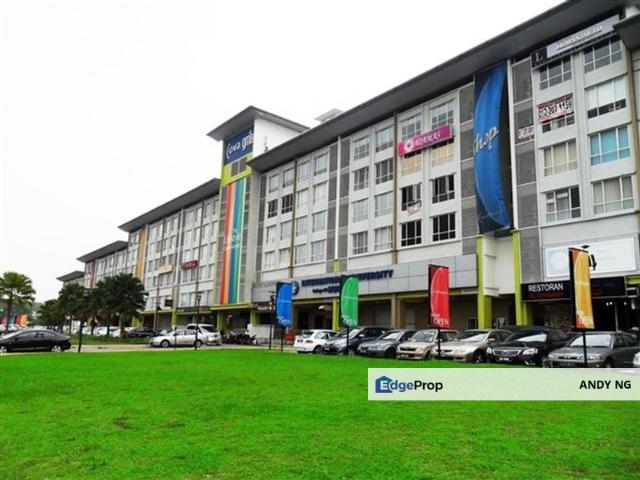Shop for sale in Petaling, Damansara Damai