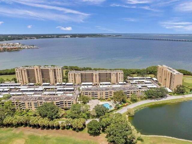 Condo for sale in Largo, Florida