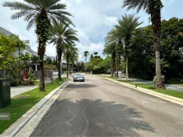 Detached House for sale