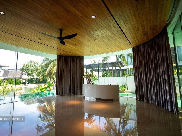 Detached House for sale