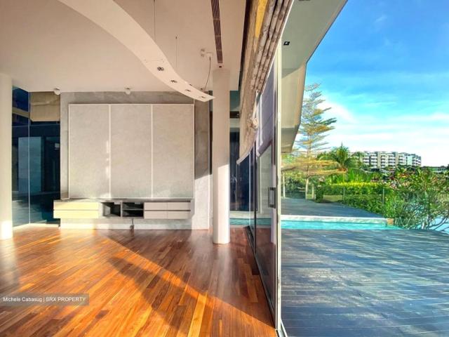 Detached House for sale