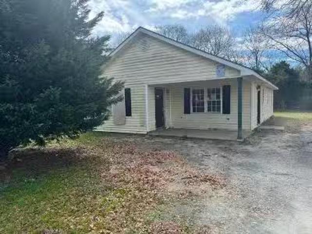 House for sale in Laurinburg