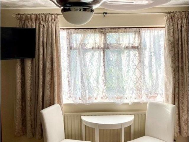 Room for rent in Kingsbury CP, Gun Hill