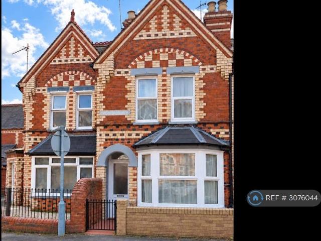 House for rent in Newtown, Reading