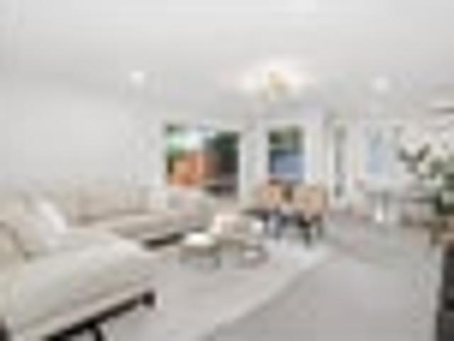 House for sale in Chaslands, Canterbury