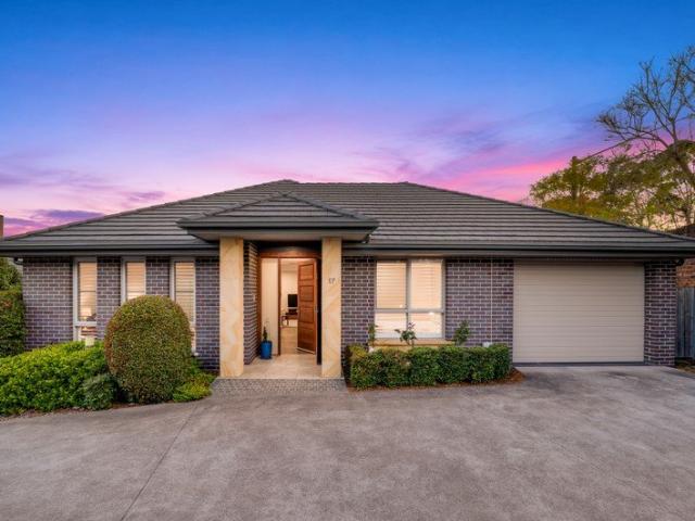 Villa for sale in Sydney, New South Wales