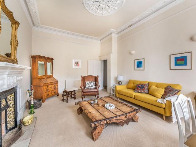 House for rent in Royal Borough of Kensington and Chelsea, Greater London