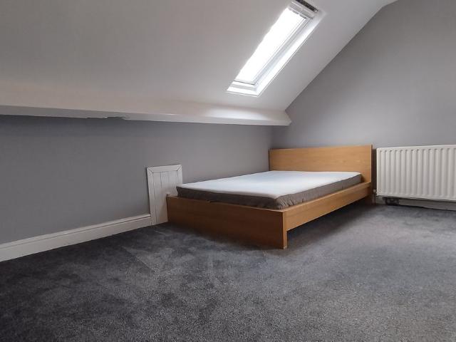 Room for rent in New Blackpool, Leeds