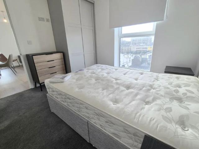 Apartment for rent in Woolshops, Calderdale