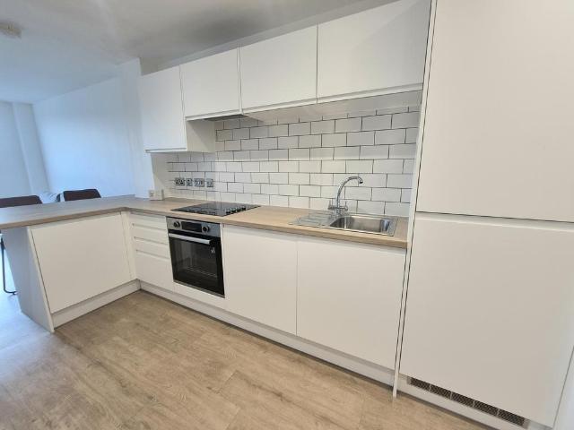 Apartment for rent in Woolshops, Calderdale