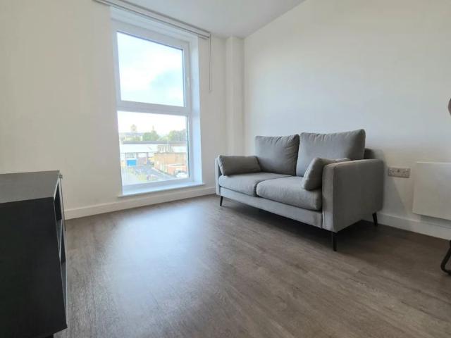 Apartment for rent in Woolshops, Calderdale