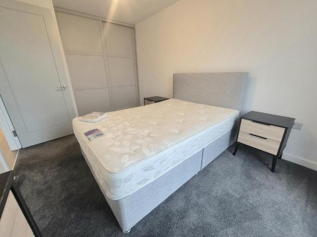 Apartment for rent in Woolshops, Calderdale