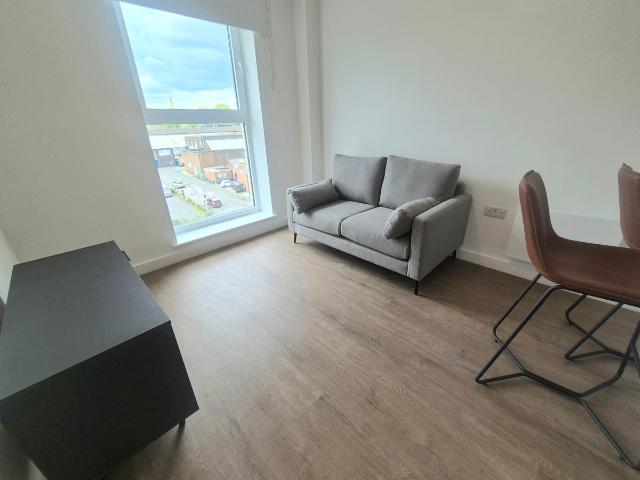 Apartment for rent in Pellon, Halifax