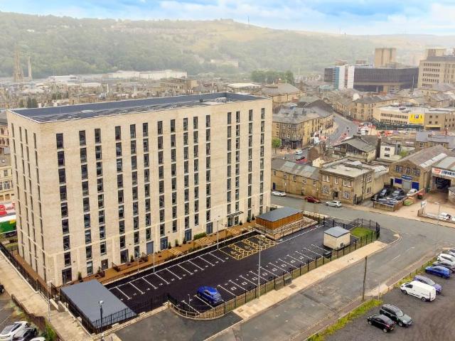 Apartment for rent in Pellon, Halifax