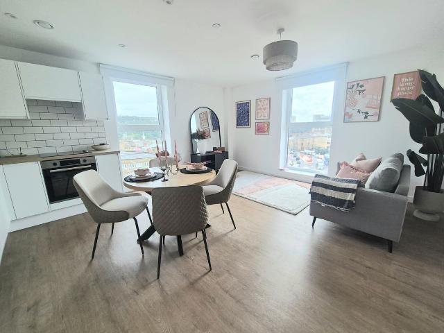 Apartment for rent in Pellon, Halifax