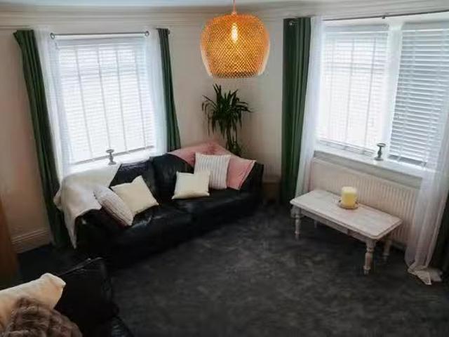 Apartment for rent in Upper Brockholes, West Yorkshire