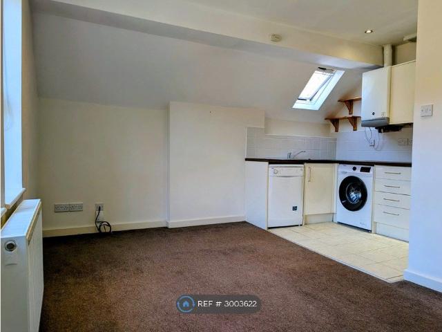 Apartment for rent in Falcon Lodge, Wales