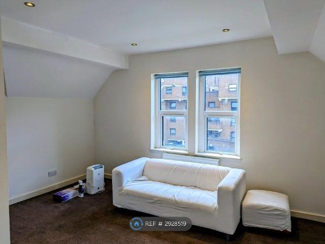 Apartment for rent in Falcon Lodge, Wales