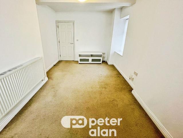 Apartment for rent in Falcon Lodge, Wales