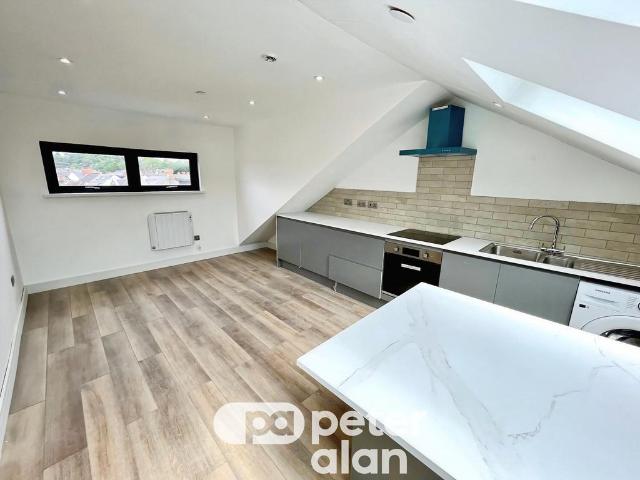 Apartment for rent in Falcon Lodge, Wales