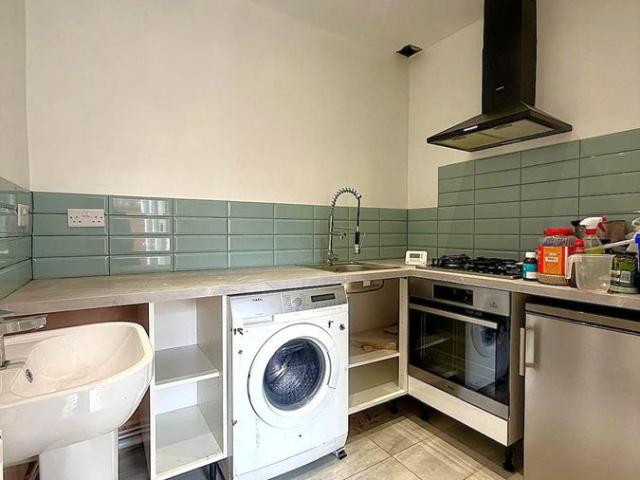Studio for rent in Falcon Lodge, Wales