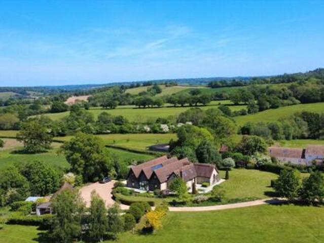 House for sale in The Butts, Kent