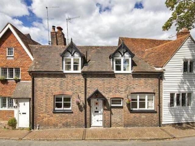 House for sale in The Butts, Kent
