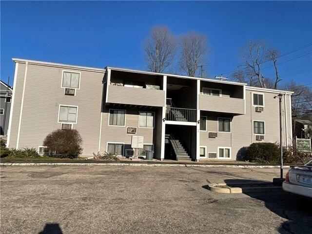 Condo for sale in West Warwick, Rhode Island